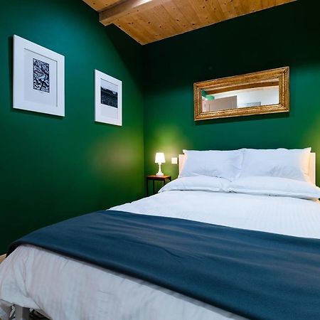 Monreal Boutique Townhouse - R024Rm5 Hotel Paola Luaran gambar